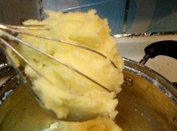 step3: 拌勻後略煮大約3分鐘,要不停攪拌