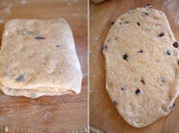 step8: 放在案板上擀成長方形，第二次3折後，擀開成長橢圓形。