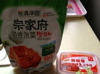 step3: 加入淘米水，韓國辣椒醬一勺