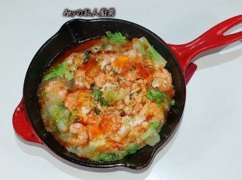 step9: 加碼來一個[蝦仁煎],做法一樣只需要把蚵仔換成蝦仁即可