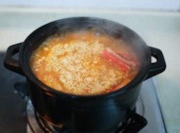 step9: 蓋上鍋蓋，待一會即可關火食用