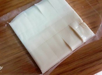 step14: 把起司一片切成12等份