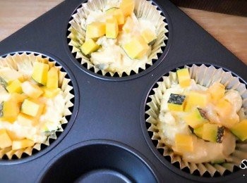 step11: 放入已用180度的烤箱中 , 烤50分鐘