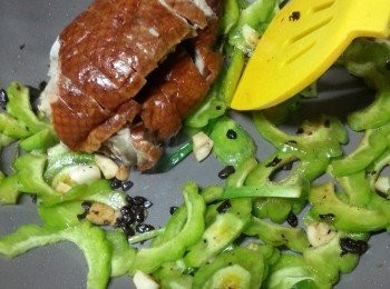 step7: 落火鴨炒勻