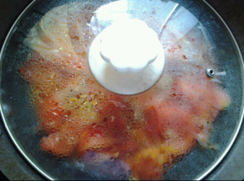 step5: 最後放入肉沫，加蓋焗一會即可出鍋。