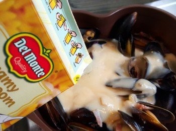 step5: 加入<span class="group_2">醬汁</span>拌勻。