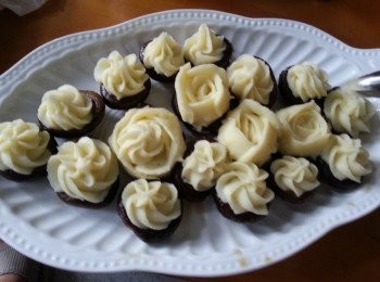 step7: 將薯蓉釀入鮮冬菇內即可