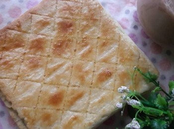 step9: 烤箱用200度預熱, 把土司放入 , 烤約五至十分鐘 , 表面有金黃色即可