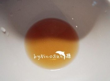 step3: 蒸完的油和湯汁.留著一起炒飯