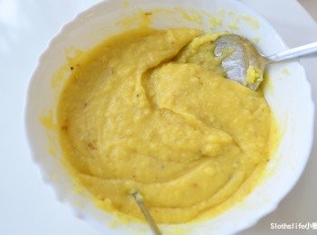 step3: 攪拌完的綠豆仁會呈現有點稀稀水水的樣貌