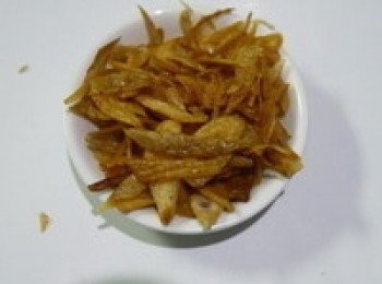 step3: 為了使高麗菜飯更香使用手工油蔥酥