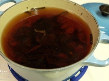 step4: 放涼後隔渣, 雪凍當汽水飲!