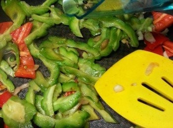 step11: 加入600ml食用開水