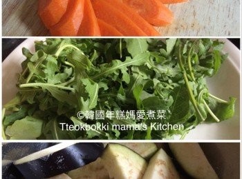 step1: 準備60g芝麻菜，將紅蘿蔔和茄子切片，備用。