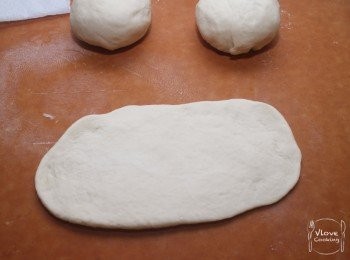 step9: 完成第2次發酵後, 將麵團桿成長方型