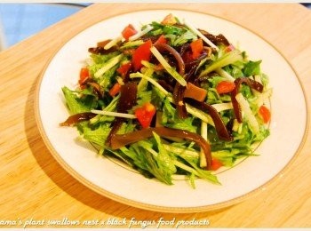 step5: 最後只要簡單地拌一拌，就能立即盛盤享用。