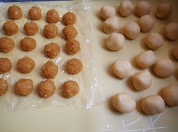 step11: 麵團27g一分,鳯梨饀15g一份