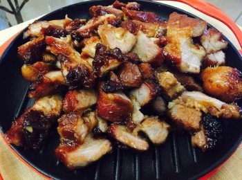 step5: 斜切成片，澆上<span class="group_3">燒味汁</span>