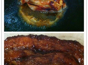 step3: 將煎好的花肉加入碗內的汁慢火和食水，燜煮至半收汁，然後加入蜜糖煮至濃稠即可~
待冷切塊。