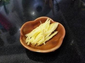 step1: 薑絲
