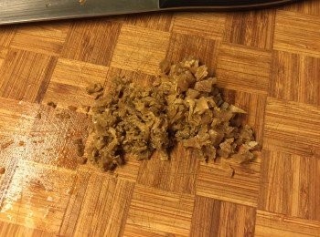 step3: 冬菇和梅菜切粒