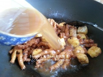 step6: 再加入豆卜及<span class="group_3">獻汁</span>拌勻