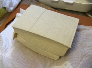 step1: 先將蔥段切粒，蒜切碎