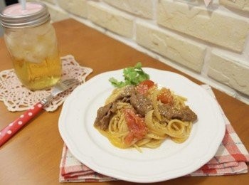 step2: 紅酒牛肉義大利麵))))))) 哈哈~~一鍋到底是不是很省事呀!!!!