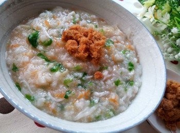 step4: 加點肉鬆拌勻會更美味哦~