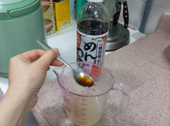 step1: 鰹魚汁加雞湯調勻