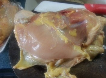 step1: 雞切去皮,切去肥膏斬件