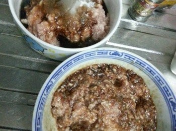 step2: 順1個方法拌勻至起膠