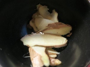 step3: 薑片備用