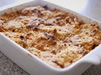 step6: 放入焗爐180度焗約35至40分鐘，至表面金黃色即成！（可用刀插入蘋果，看是否軟身）