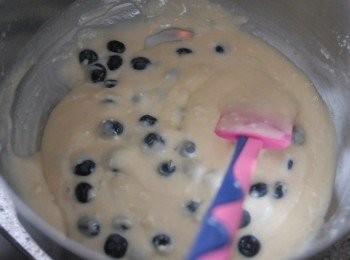 step4: 加入藍莓，輕力拌勻