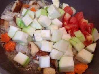 step2: 番茄、絲瓜炒熟