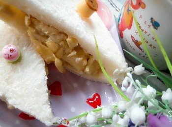 step5: 斜切成三角形即可