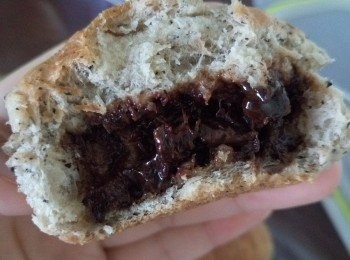 step4: 放入已預熱焗爐用200度焗20分鐘即成。