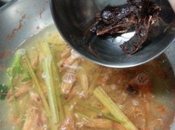 step6: 加入酸子水滾轉慢火煮20分鐘