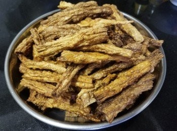 step2: 稍為炸至金黃色備用