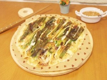 step8: 超簡易「海鮮煎餅」輕鬆完成，香氣跟韓式餐廳一樣呢 ❤