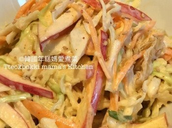 step6: 美味清爽的椰菜沙律就完成了，