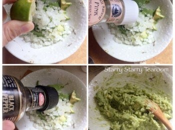 step1: 將一隻牛油果切開，剝去外皮，放進大碗。另一隻牛油果則切片，備用。
將洋蔥剁幼粒，放進碗內。
加份青檸汁、鹽和黑椒，用叉將牛油果肉壓成蓉，和洋蔥粒混合好，便完成牛油果醬。