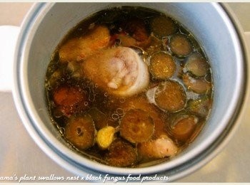 step5: 待電鍋跳起後，再續悶10分鐘即可，最後可自行選擇是否要添加鹽巴來增味。