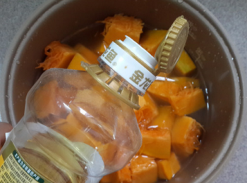 step4: 加適量的玉米油。