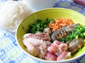 step1: 將各類<span class="group_1">食材</span>準備好~