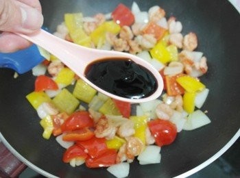 step6: 加蠔油調味即完成^^ 蠔油的量可以視個人喜好唷!!