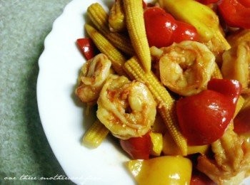 step5: 帶點果香味的醣醋蝦仁燴吃起來很清爽，微微鳳梨味還增加食慾這可是白飯殺手啊