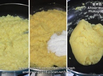 step3: 【綠豆餡】拿一個平底鍋 ，倒入橄欖油和綠豆泥，小火拌炒均勻(左圖)；加入白砂糖，再拌炒均勻(中圖) ，吸收糖份的綠豆泥會感覺有點稀，但繼續拌炒後就會變稠，約炒20分鐘，炒到綠豆泥成團狀便可(右圖)。