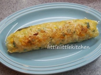 step4: 放涼後用少許油把外皮煎至金黃色，切件享用